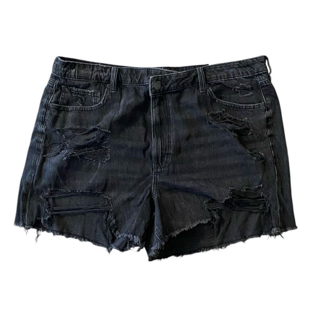 American Eagle Black Distressed High Rise Denim Mom Shorts NWT Size 18/34W